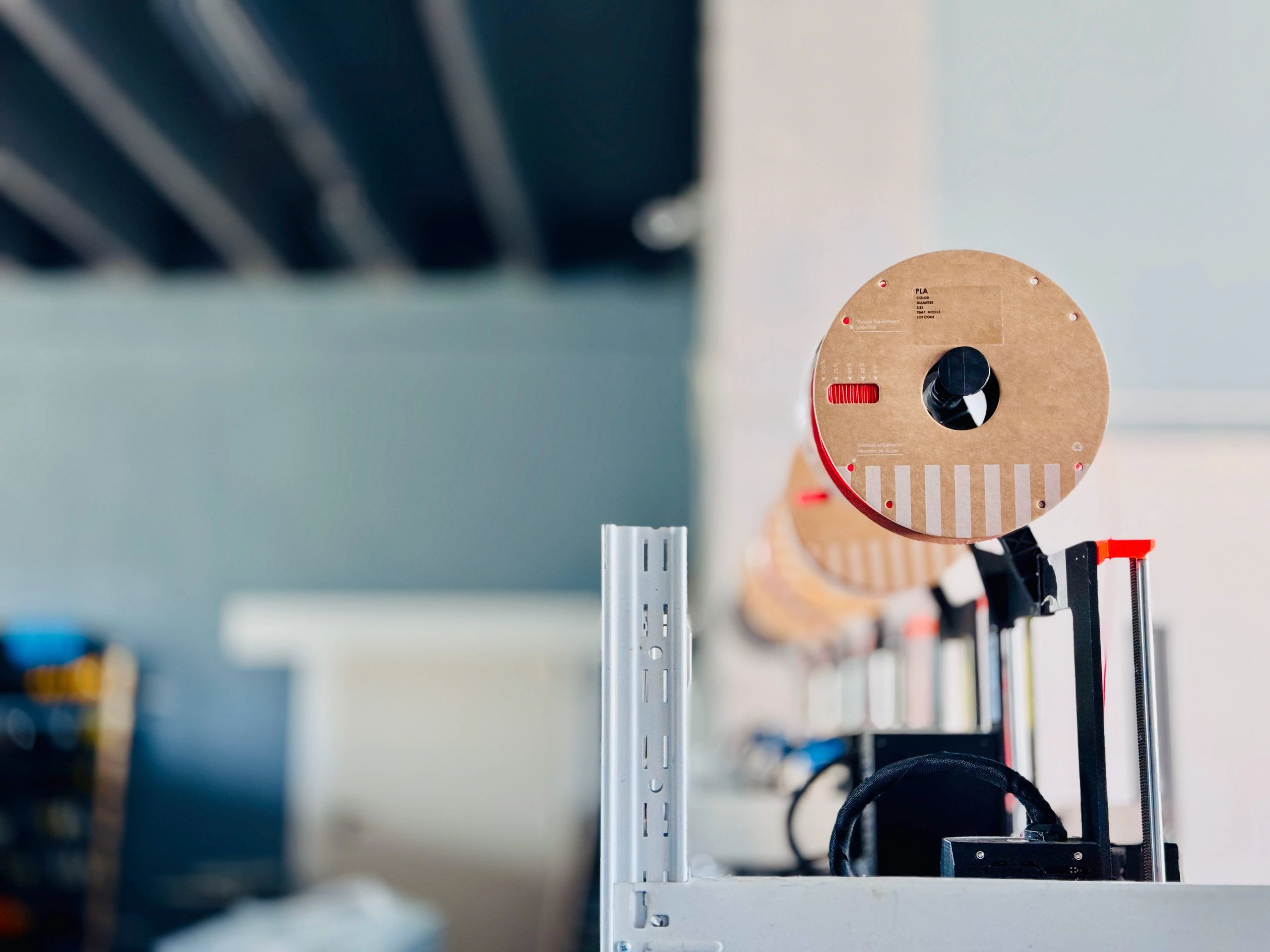 3D printers in a workshop setup